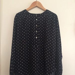 Drapey henley blouse xs